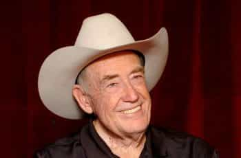 Doyle Brunson close-up.